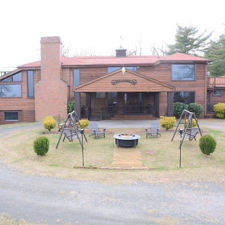 Bent Mountain Lodge Роанок Экстерьер фото